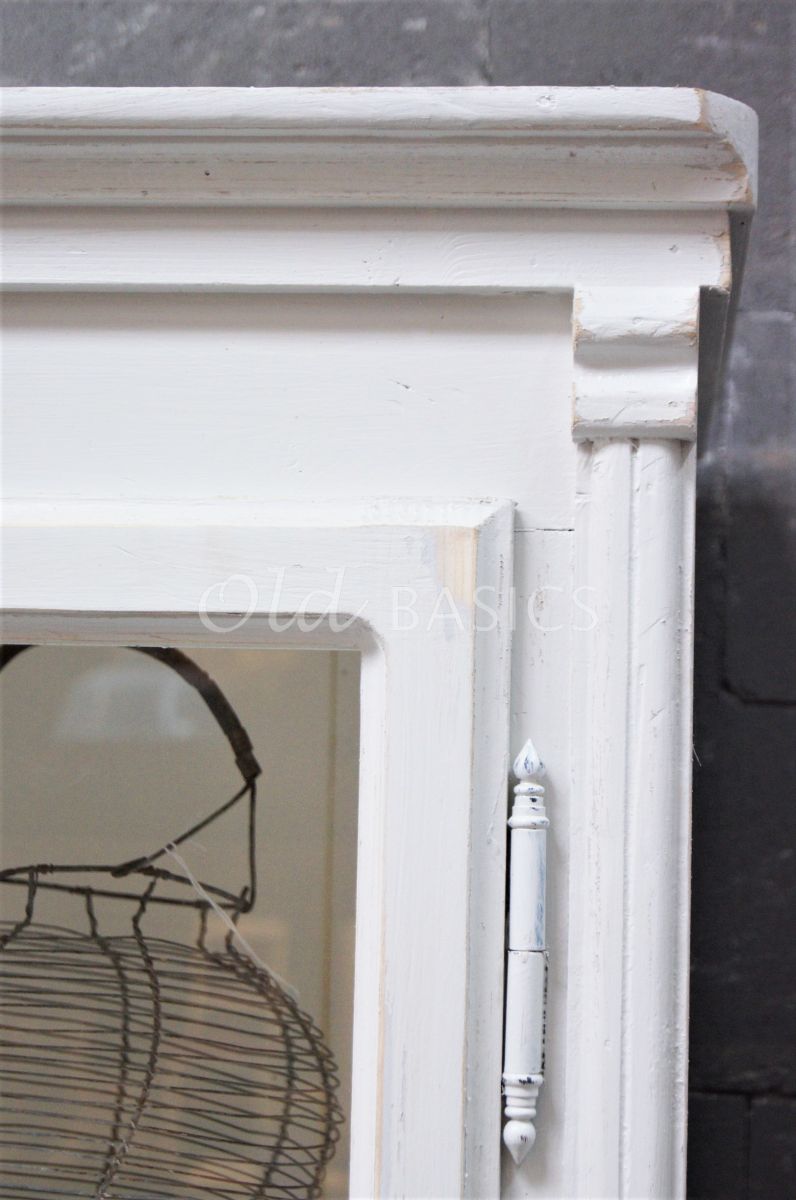 Detail van Vitrinekast Artistique, 4 deuren, RAL9010, wit, grijs, materiaal hout