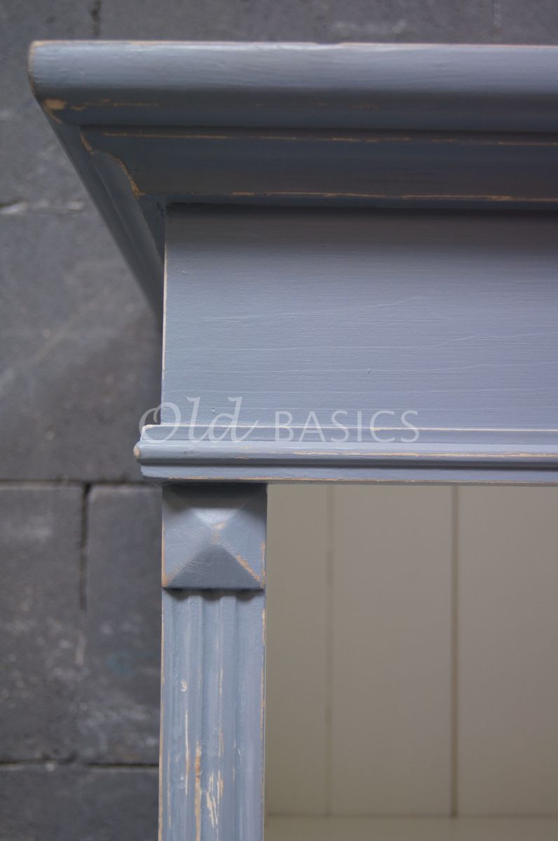 Detail van Grutterskast Petit, 3 deuren, RAL7046, blauw, grijs, materiaal hout