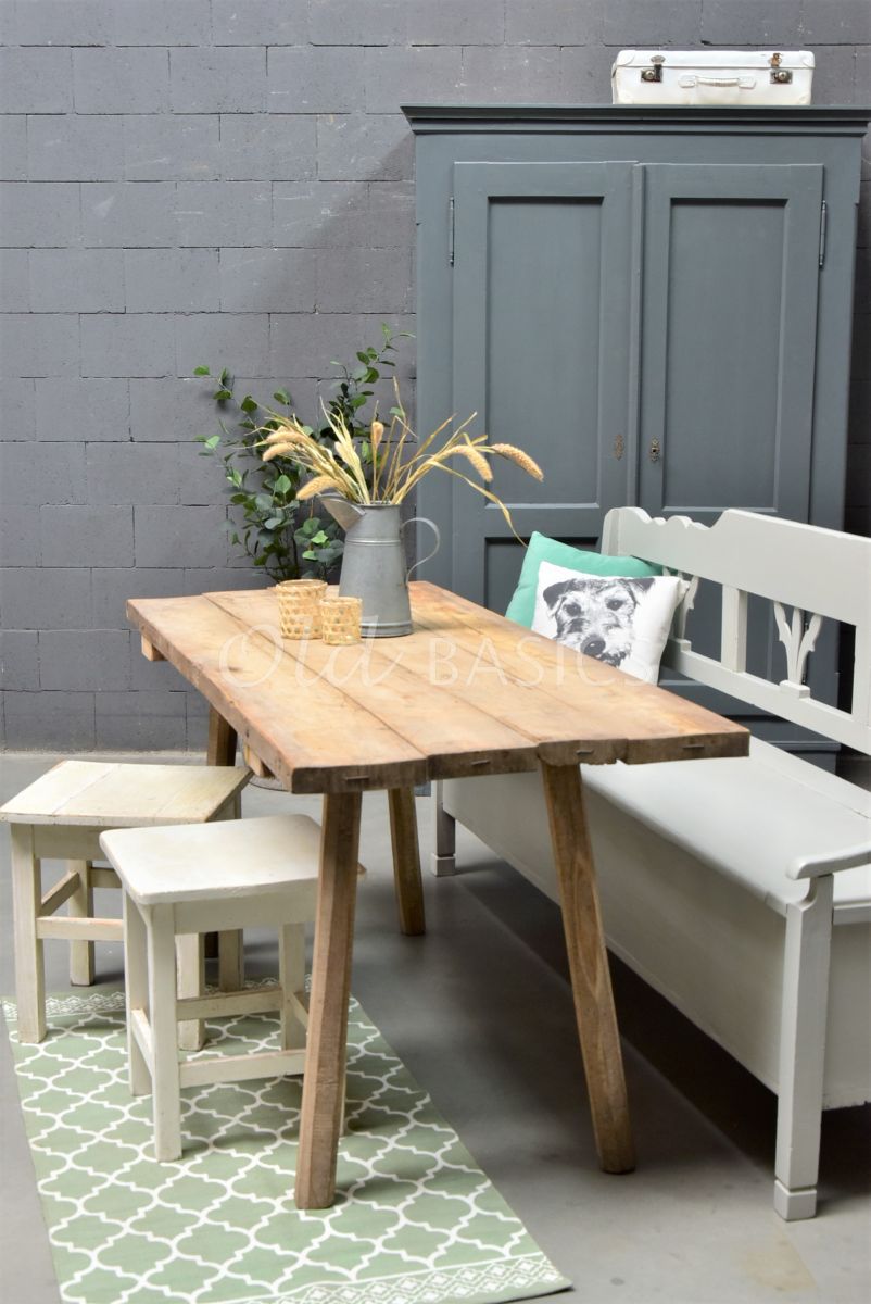 Shop stoere eiken slagerstafels bij Old BASICS! | Old BASICS