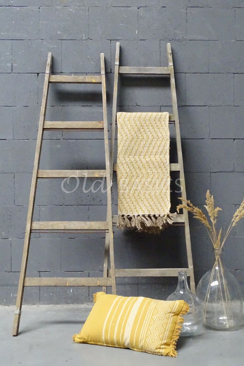 Persoonlijk Ideaal aankunnen Houten ladder | 4-2211-016 | Old BASICS