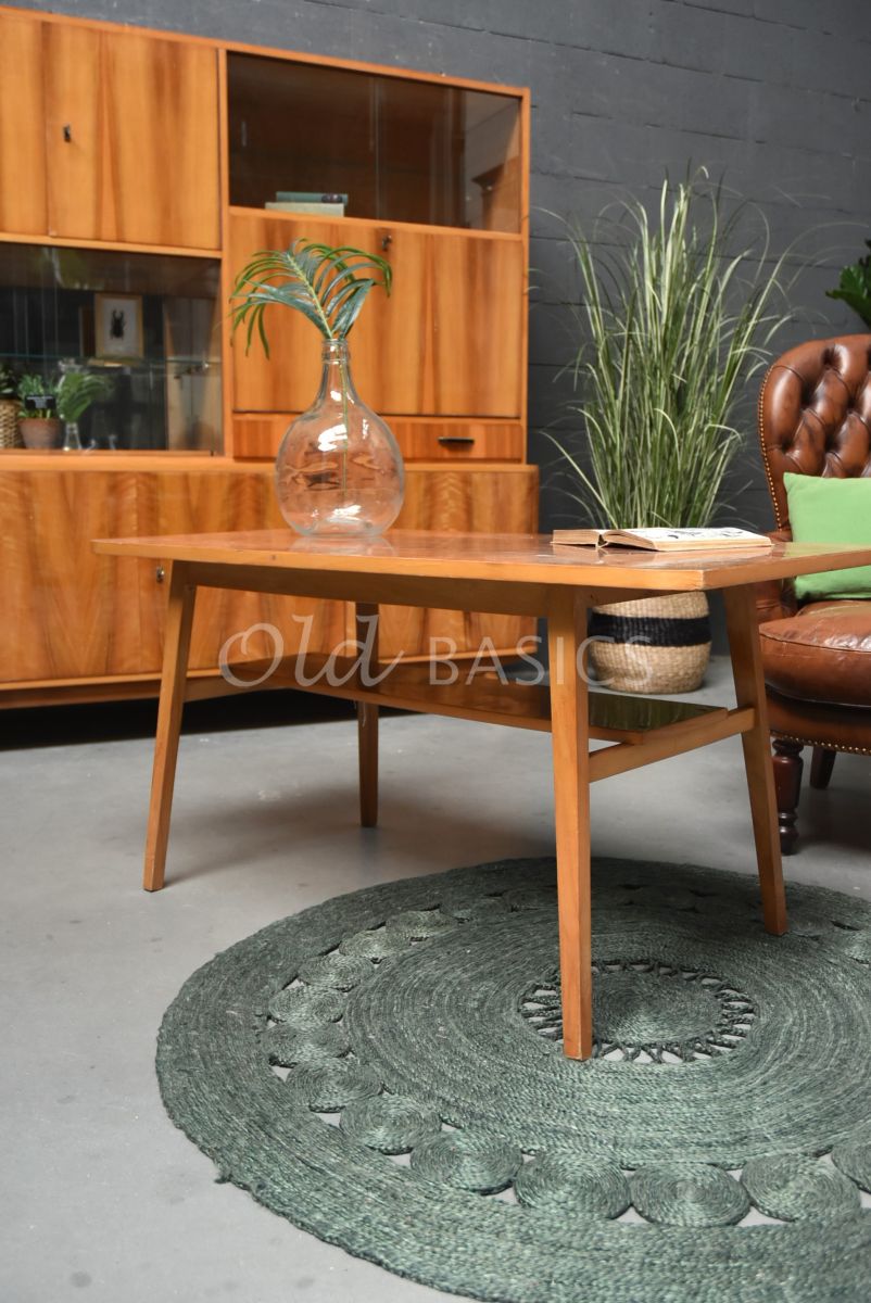 Detail van Vintage salontafel, naturel, materiaal hout
