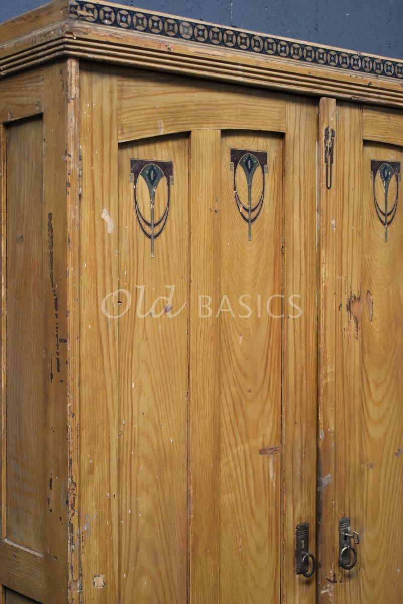 Detail van Dichte kast, naturel, bruin, cognac, materiaal hout