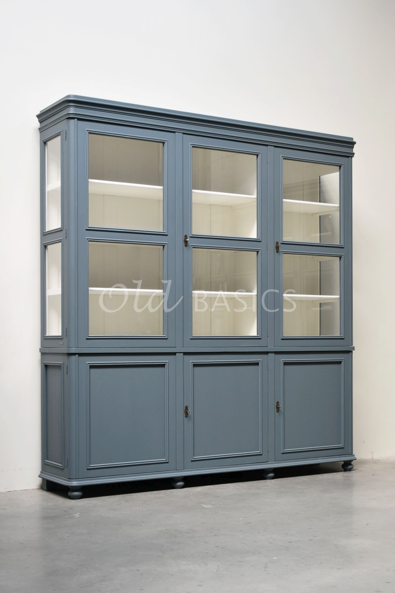 Vitrinekast Amiens, 3 deuren, RAL7031, grijs, blauw, materiaal hout