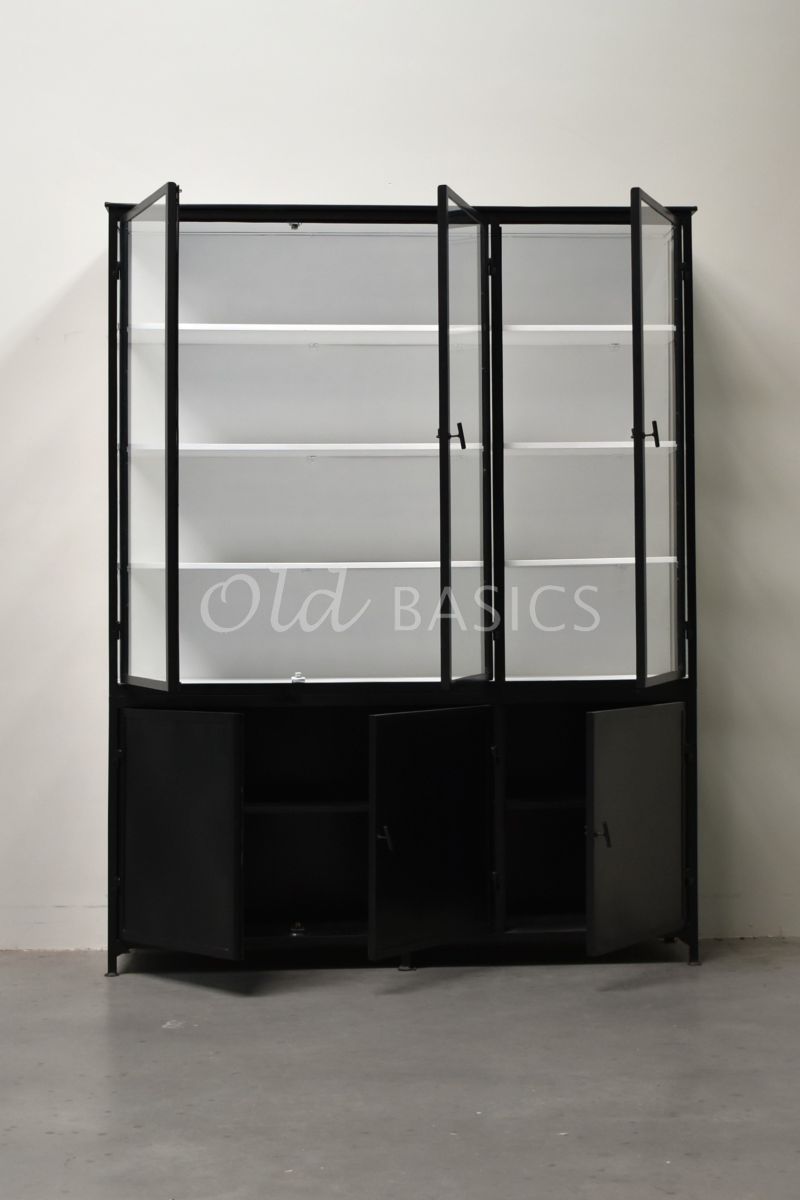 Detail van Apothekerskast Ilya trois NB, zwart, materiaal staal