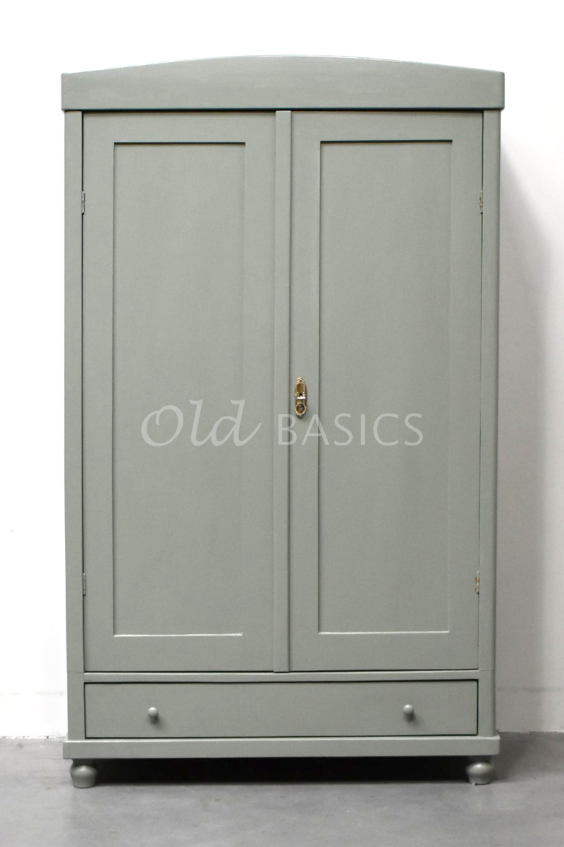 Detail van Kledingkast, grijs, groen, materiaal hout