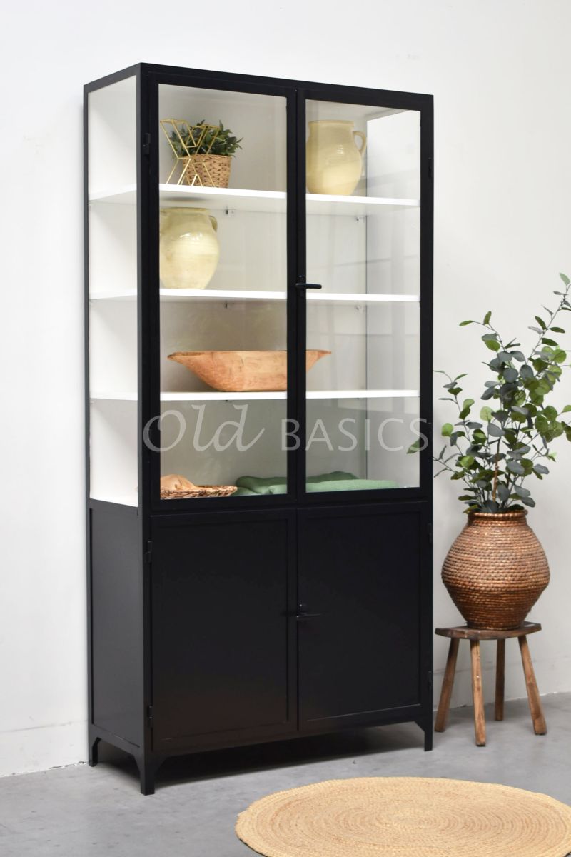 Detail van Apothekerskast Demi, 2 deuren, RAL9005, zwart, materiaal staal